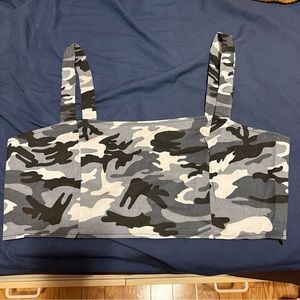 Morrisday the Label white camoflauge tank top with zipper size large